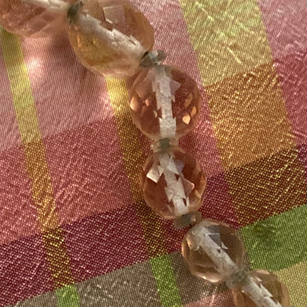 Vintage pink faceted crystal beaded 16 inch graduated necklace - Picture 8 of 9